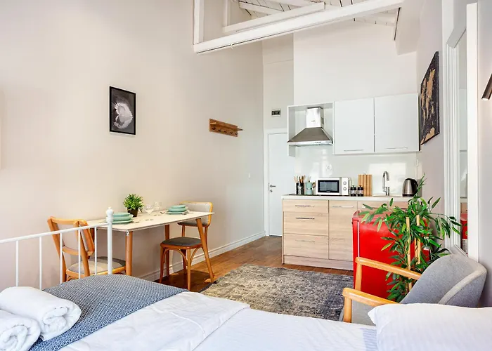 アパートホテル Armel Homes Taksim 4*