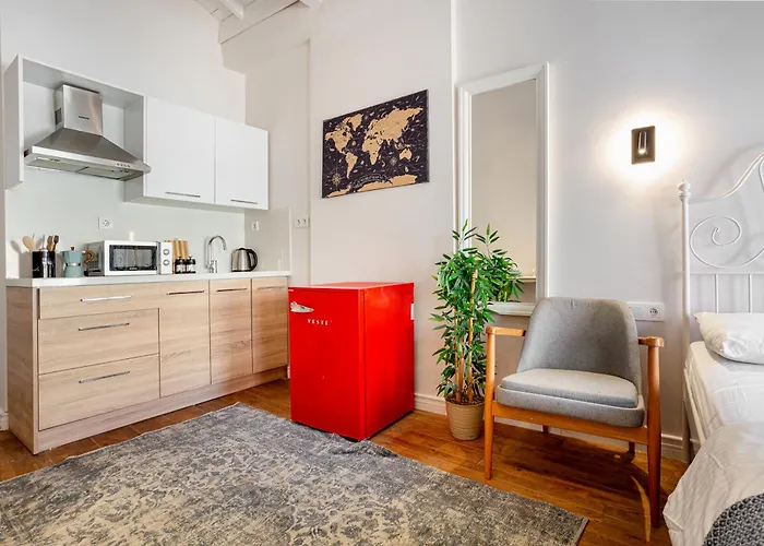 アパートホテル Armel Homes Taksim