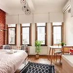 Armel Homes Taksim 4*