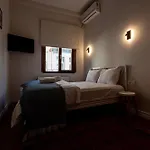 Armel Homes Taksim 4*