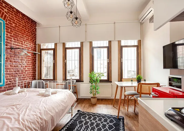 Armel Homes Taksim 4*