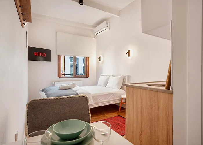 Armel Homes Taksim 4*