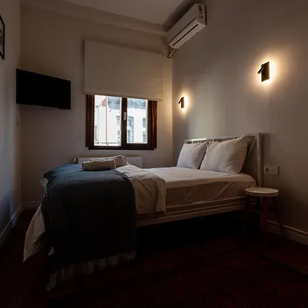 Armel Homes Taksim 4*