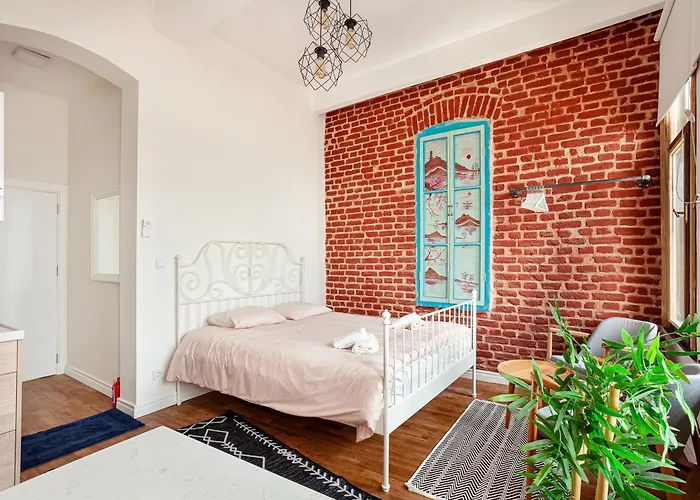 Armel Homes Taksim 4*